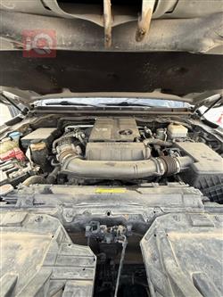 نيسان فرونتر